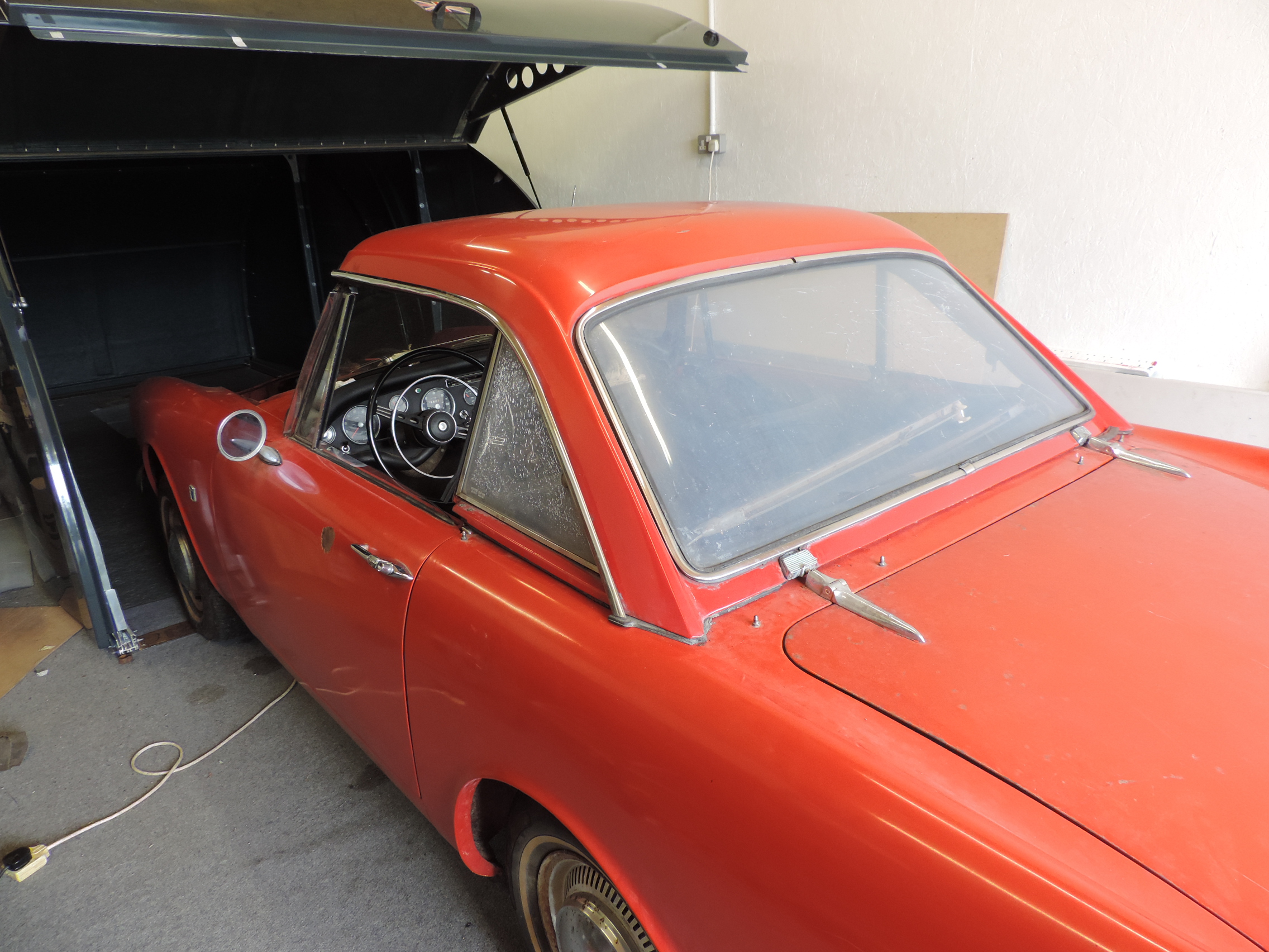 Hard Top (Red) – Series 3-5